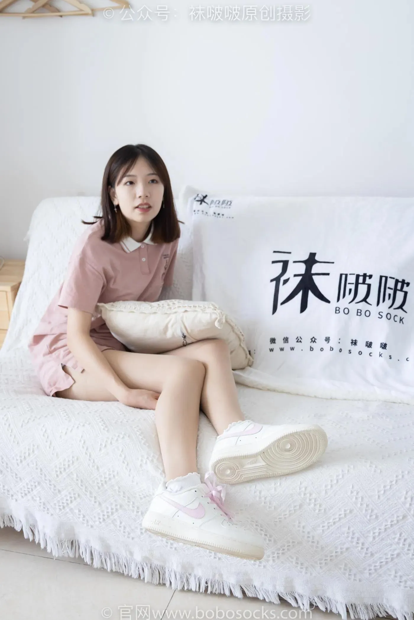 [BoBoSocks袜啵啵]NO.163 小甜豆-空军一号板鞋、白棉袜、肉丝 [135P]插图9